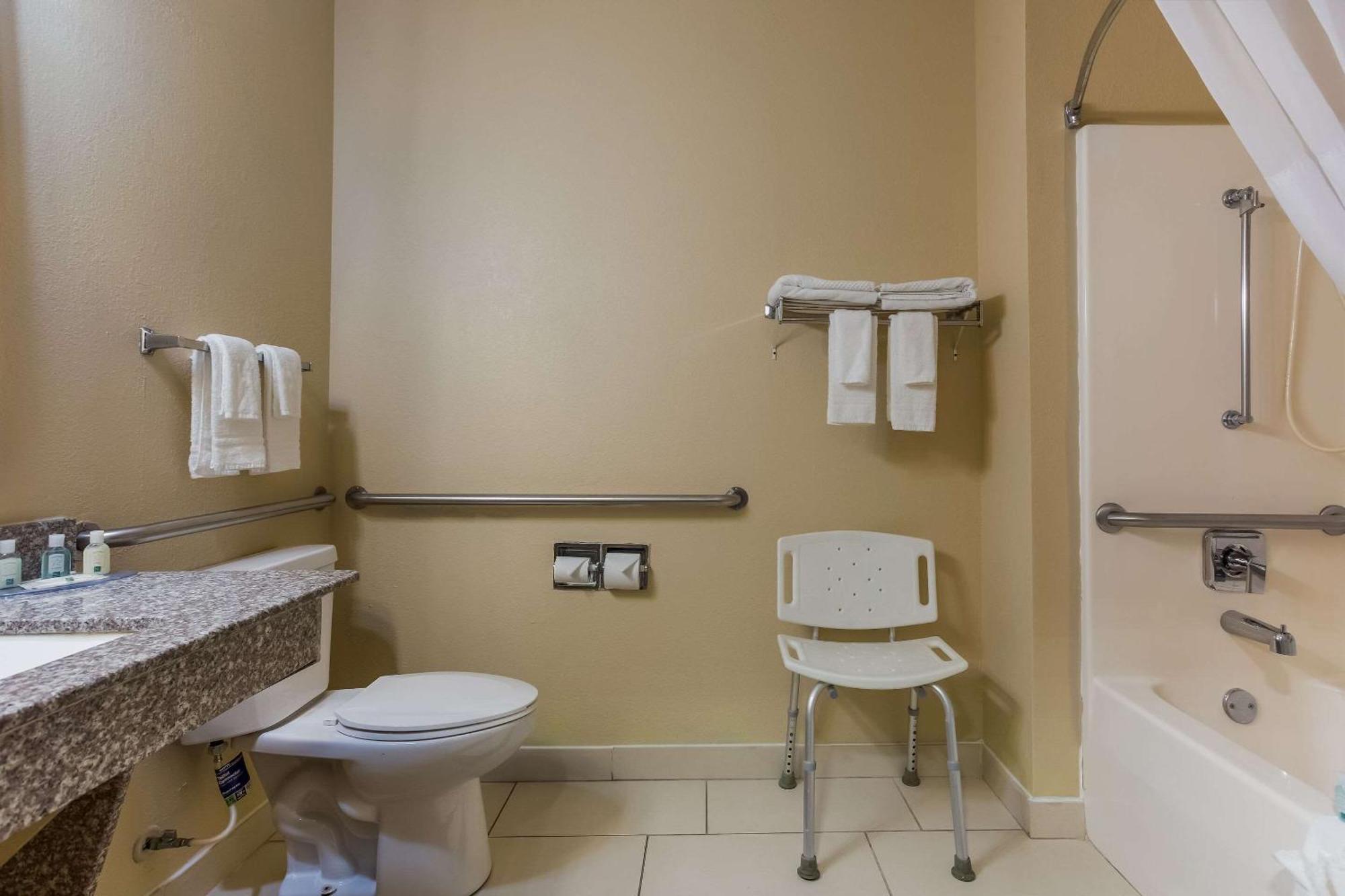 King Room - Disability Access/Non-Smoking